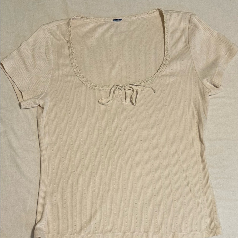 Old Navy Beige Short Sleeve Tee with Bow